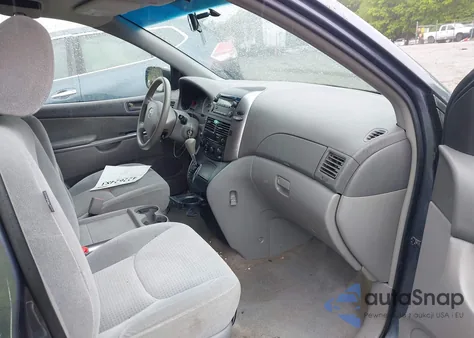 2010 Toyota Sienna Ce из США, поврежденный, VIN 5TDKK4CCXAS299639